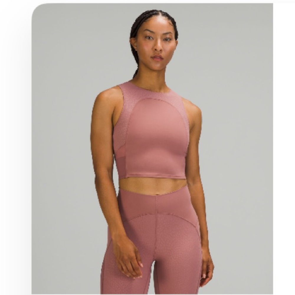 Lululemon cropped yoga tank
